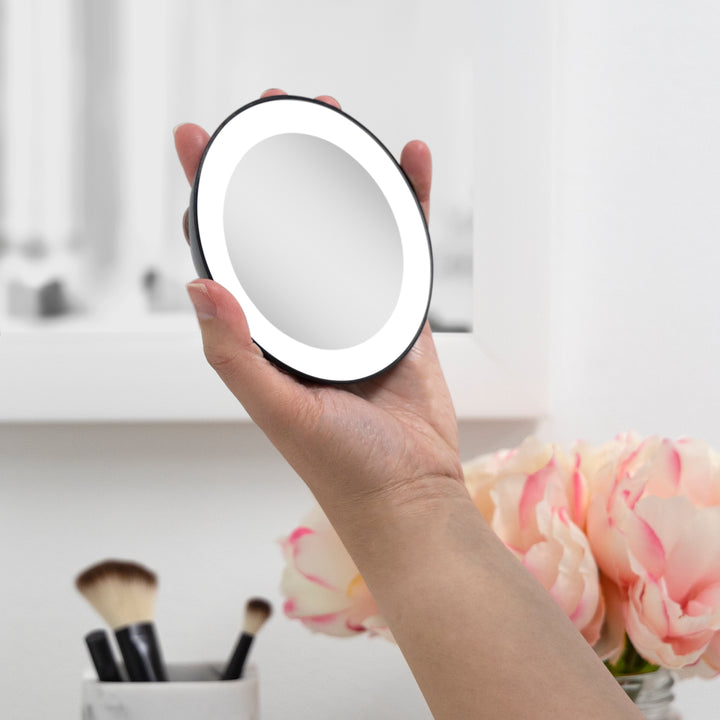 Lighted Compact Mirror with Magnification & Suction Cups