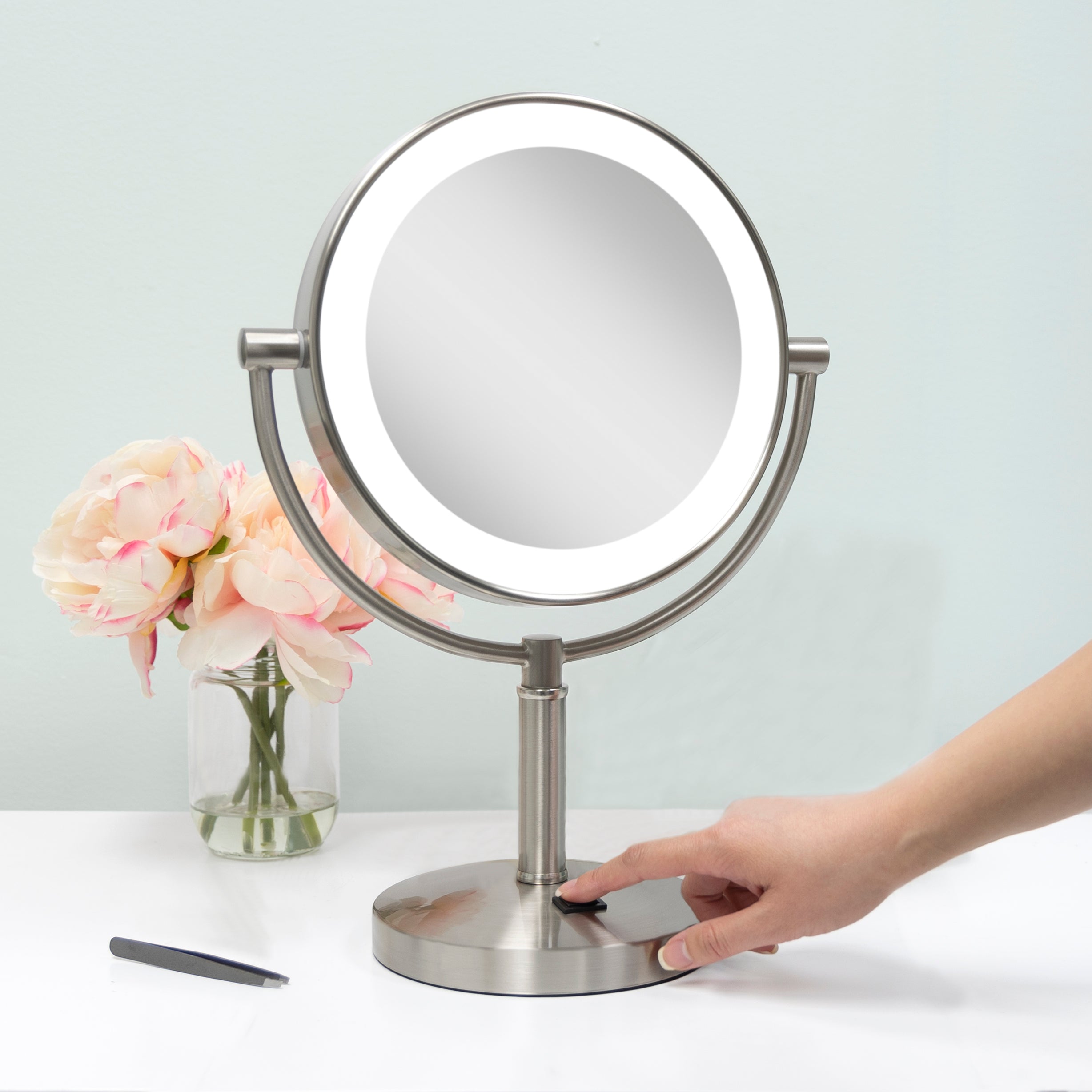 Laguna Lighted Makeup Mirror with Magnification